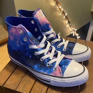 Galaxy Converse High-top sneakers size 8